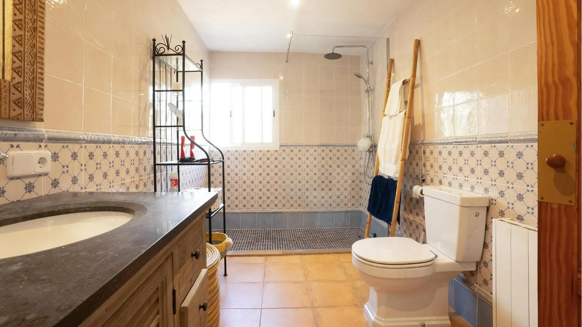 Lovely Home In Selva With House A Mountain View 0*, Selva (Mallorca)